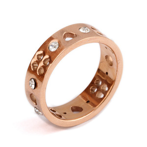 Anillo de Acero Inoxidable de 6MM con Corazón Hueco y Diamantes, Joyería de Compromiso Unisex - Product Image 2
