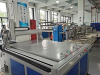 Distributeur automatique de colle thermofusible électrique à trois axes OSD-881 avec moteur de pompe à commande PLC pour applications chimiques et de boissons