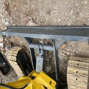 Excavadora Komatsu PC35 Usada en Excelentes Condiciones, Motor, Bomba y Componentes Principales, Ahorro de Energía, Certificación ISO y CE, 1 Año de Garantía - Product Image 2