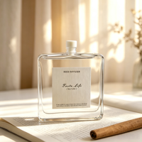 Bouteille diffuseur de parfum YORK en verre 100 ml avec fond épais, impression couleur personnalisée, pulvérisateur à pompe, bouchon et bâtonnets en fibre
