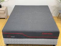 Matelas en compresse de mousse à mémoire de forme haute densité Lit dans une boîte Matelas Colchones Lit double comprimé enroulé Matelas en boîte