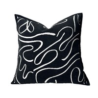 Housses de coussin carrées en chenille noir et blanc, motif géométrique, bordure cousue main, fermeture éclair invisible, luxe haut de gamme pour salon