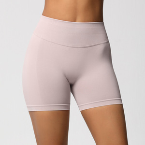 Nuevos shorts de yoga de cintura alta sin costuras con diseño acanalado para mujer, de 3 pulgadas, con espalda en V, efecto levantamiento de glúteos, compresión suave, para gimnasio y ciclismo. - Product Image 4