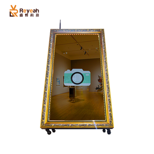 Photobooth Miroir Magique Rétro 65'' Lumières LED Intégrées Impression Instantanée Idéal pour Mariages et Événements - Product Image 2