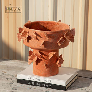 Merlin vivant fait à la main Vase en céramique décoration Style pastoral papillon Vase jardin décor Chaozhou céramique usine en gros - Product Image 5