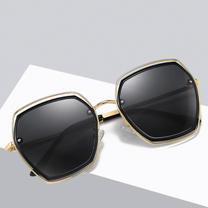 <b>Light</b> Women <b>Shade</b> Sunglasses 2022 New Fashion High Quality Wholesale square Women Custom Metal Designer Polarized Sunglasses - Product Image 6