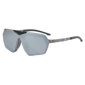 TR90 Flip-Up Sunglasses With Polarized TAC Lenses UV400 Protection For Cycling Outdoor Sports <b>Driving</b> - Product Image 4