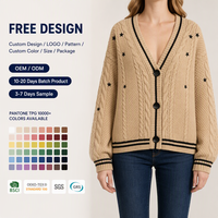 Cardigan personnalisé pour femme en tricot torsadé, col en V, beige camel, broderie étoile, manches longues, boutons sur le devant, fabrication OEM ODM, vente en gros