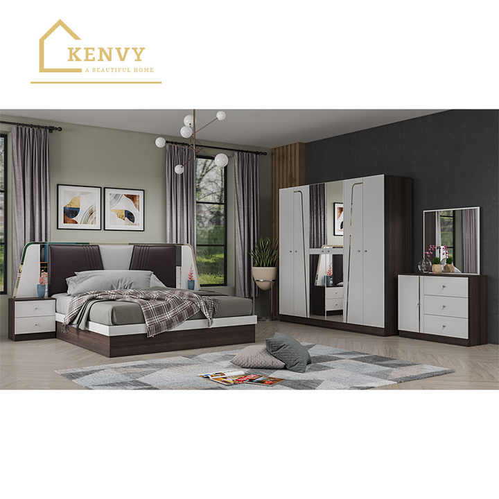 Dubai Traditional Wooden Master Bedroom Sets Solid Wood King Bedroom