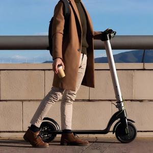 Trottinette Électrique <span class=keywords><strong>Pliable</strong></span> en Alliage d'Aluminium Argentée avec Batterie au Lithium 10 Pouces et Deux Roues, Vélo d'Équilibre - Product Image 1