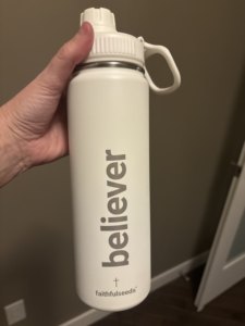 ขวดน้ำสแตนเลสสุญญากาศแบบมีฝาปิดพร้อมพวยกา <span class=keywords><strong>Takeya</strong></span> Originals ขนาด 18, 24, 32, 40 ออนซ์  พร้อมโลโก้สั่งทำพิเศษ รุ่น Hydro 0wala - Product Image 6