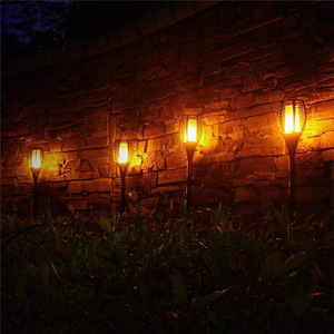 Lampes solaires de jardin à LED, montage mural, éclairage extérieur pour patio et aménagement paysager, résistantes à l'eau, 12V DC, alimentées par énergie solaire mono Si - Product Image 1