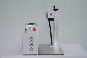 Graveur et machine de marquage laser à fibre de table mobile CNC pour supports en métal et en plastique Formats DXF BMP AI DST - Product Image 2