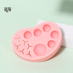 Herramienta Profesional para Lifting de Pestañas RISI, Paleta de Silicona para Lifting de Pestañas Disponible - Product Image 2