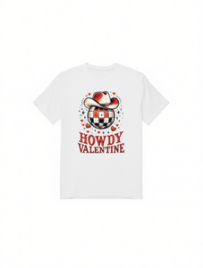 T-Shirt Howdy Valentine con Stampa Grafica Western, Cappello da Cowboy a Quadri e Palla da Discoteca, Unisex, Manica Corta, Collo Tondo, 100% Cotone, Primavera - Product Image 1