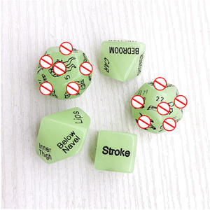 Amazon Sexy 5-en-1 Adulto Coqueteo Juguetes <span class=keywords><strong>sexuales</strong></span> Set Grabado Luminoso Inglés Postura <span class=keywords><strong>Dados</strong></span> para el comercio exterior - Product Image 2