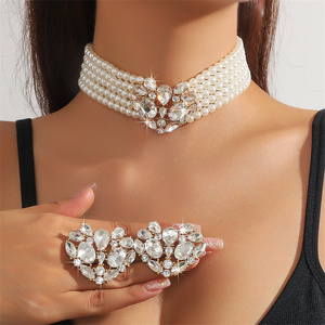 女性のための豪華な結婚式チョーカーステートメントラインストーンネックレスとイヤリングセット - Product Image 3