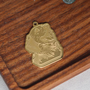 Qiandi lindo Pyrenees montaña Animal <span class=keywords><strong>perro</strong></span> collar hombres Acero inoxidable mascota amante colgante DIY accesorio - Product Image 3