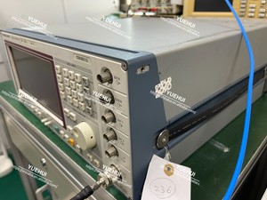 Rohde & Schwarz SME03 generatore di segnale 5kHz - 3GHz w/B4,B5,B8,B11 , 833863/001 YH1 - Product Image 5