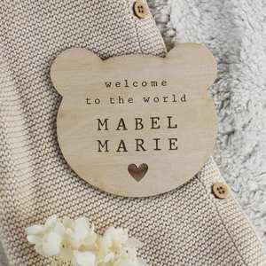 Letrero de Madera Personalizado con Nombre de Bebé, Grabado Láser, Accesorio para Fotos de Recién Nacidos, Regalo, Precio de Fábrica - Product Image 1