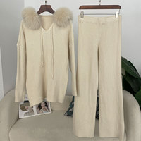 Ensemble 2 pièces mode hiver doux pour femme : haut long, cardigan tricoté avec bordure en vraie fourrure de renard, à capuche, coupe ajustée, écoresponsable