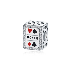 Nuevo colgante de cuentas con forma de carta de juego, diseño original, lujo discreto, moderno y versátil. - Product Image 1