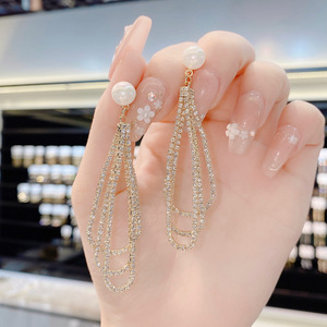 Stile europeo americano di fascia alta grandiosi orecchini pendenti da donna eleganti esagerati lunghi geometrici in acciaio inossidabile - Product Image 3