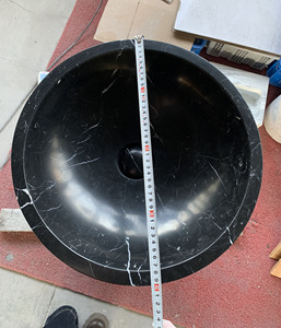 Élégant lavabo sur pied en marbre noir Nero, lavabo en pierre naturelle, lavabo sur pied en marbre Nero Marquina cannelé pour <span class=keywords><strong>salle</strong></span> <span class=keywords><strong>de</strong></span> <span class=keywords><strong>bain</strong></span> - Product Image 5