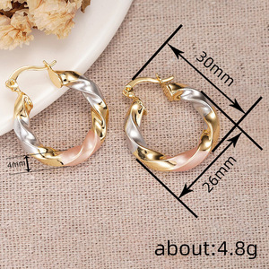 Orecchini a Spirale per Donna, Stile Morbido e Minimalista, Gioielli in Metallo alla Moda, Accessorio per Uso Quotidiano - Product Image 3