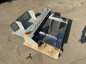 Máquina Perforadora y Hendidora de Papel de Escritorio Multiusos CYYH660 para Hojas A3/A4, Alta Velocidad, 3500 Hojas/Hora - Product Image 3
