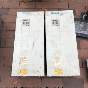 Módulo de accionamiento Booksize 6SE7026-0HF60 6SE7026-0ED61 6SE7026-0TD61 6SE7027-2ED61 6SE7027-2TD61 en stock - ¡Gran Vendedor! - Product Image 2