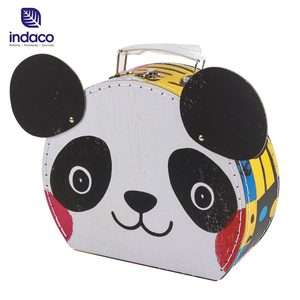 Valise en papier personnalisée 2026 avec motif panda mignon, poignée intégrée et emballage en boîte en papier - Product Image 2