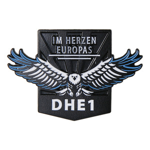<span class=keywords><strong>ZELDA</strong></span> SHIELD émail broches personnalisé Anime jeu élément bouclier broches revers Badges dessin animé drôle bijoux cadeau pour enfants amis - Product Image 5