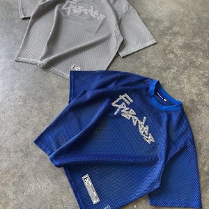 Мужская футболка оверсайз с заниженной линией плеч, укороченная, с эффектом потертости, с принтом под камуфляж, свободного кроя, из сетчатой ткани, спортивная, на заказ - Product Image 2