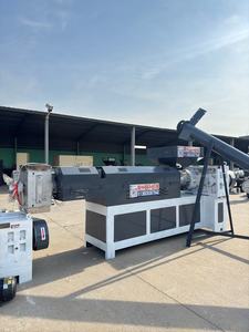 เครื่องอัดเม็ดพลาสติก HDPE ความเร็วสูง ใช้สำหรับผลิตท่อ วัสดุที่ผ่านการแปรรูป PP PE พร้อมมอเตอร์แบบสกรูแบริ่ง - Product Image 2