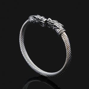 สร้อยข้อมือสแตนเลสสตีลลายหัวหมาป่าสไตล์ไวกิ้งสำหรับผู้ชาย แข็งแรง ทนทาน ดีไซน์ย้อนยุค คุณภาพสูง วินเทจ เครื่องประดับโลหะหนัก - Product Image 3