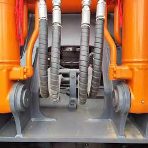 Used Hitachi Crawler Digger ZX200 ZX200-3G & ZX200-5Gwith 20ton second hand <b>excavators</b> - Product Image 5