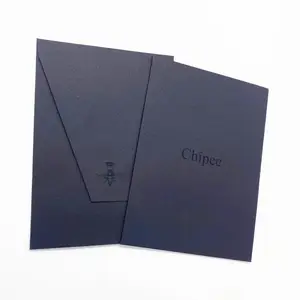 कस्टम मुद्रण के साथ छोटे काले उपहार कार्ड पैकेजिंग कागज लिफाफा यूवी चमकदार लोगो
