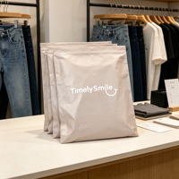 Sacs d'expédition en polyéthylène imprimés avec logo personnalisé, imperméables, durables, sacs d'expédition en plastique pour l'emballage de vêtements