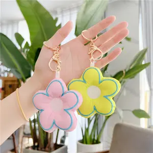 Gratis Verzending Kleurrijke Pluche Zonnebloem Broche Mooie Smiley Face Badge Regenboog Pin Tas Hanger Sleutelhanger Vrouwen Accessoires Cadeau