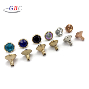Vente en gros de boutons à rivets en laiton sans nickel GBC ND01 avec strass pour vêtements en cuir, chaussures, sacs - Product Image 3