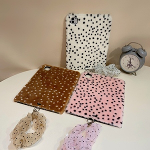 Funda de Felpa de Pelo Sintético de Lujo para <span class=keywords><strong>iPad</strong></span> 7/8/<span class=keywords><strong>9</strong></span>, 10.ª/11.ª Generación, Air <span class=keywords><strong>1</strong></span>/2/3/4/5/6/11/13, <span class=keywords><strong>Pro</strong></span> 11/<span class=keywords><strong>12</strong></span>/13, Mini 6/7 - Product Image 4