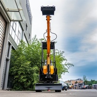 Excavator Mini HIGHTOP 1 Ton dengan Aksesoris Hydraulic Breaker Auger, Crawler Digger untuk Pemecah Beton, Batu, dan Pembongkaran di Kebun dan Pertanian