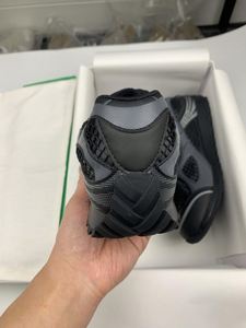 รองเท้าผ้าใบแฟชั่นดีไซน์เนอร์สำหรับทุกเพศ น้ำหนักเบา ดีไซน์ตาข่ายแบบผูกเชือก ปิดนิ้วเท้า เหมาะสำหรับฤดูร้อน ฤดูใบไม้ร่วง ฤดูหนาว ตามเทรนด์แฟชั่น - Product Image 6