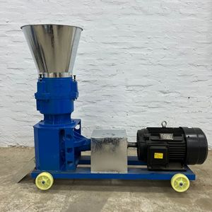 Molino <span class=keywords><strong>de</strong></span> Pellets <span class=keywords><strong>para</strong></span> Alimento <span class=keywords><strong>de</strong></span> Aves <span class=keywords><strong>de</strong></span> Corral, Impulsado por Motor Diésel, <span class=keywords><strong>para</strong></span> Uso en Pequeñas Granjas Aisladas <span class=keywords><strong>de</strong></span> la Red Eléctrica - Product Image 6