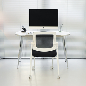 Chaise de bureau en maille Focus Mark, dossier en maille respirante, siège confortable, accoudoirs droits ou incurvés en option, 4 roulettes - Product Image 1
