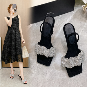 2024 estate nuovi <span class=keywords><strong>sandali</strong></span> Slim tacchi alti per le donne Sexy pantofole nere alla moda con lacci d'acqua con tacchi sottili imbottiti - Product Image 6