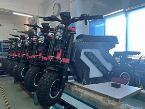 สกู๊ตเตอร์ไฟฟ้า Geofought Liviae Controller 52/60V/72V มอเตอร์คู่ ยางขนาด 13/14 นิ้ว แบตเตอรี่ถอดได้ 30-50ah สำหรับการเดินทาง - Product Image 3