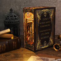 Nouvelle maison miniature en bois 3D New Covenant Church Book Nook, puzzle DIY, kit de maison miniature, insert de bibliothèque Booksnook, artisanat en bois DIY