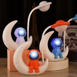 Usb ricaricabile astronauta <span class=keywords><strong>luna</strong></span> luce notturna decorazione astronauta lampada da tavolo a LED regalo di compleanno per lampada da tavolo atmosfera per ragazzi - Product Image 2